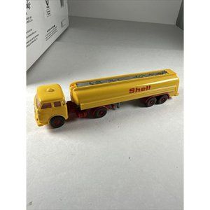 Man F8 Shell Tanker HO Scale